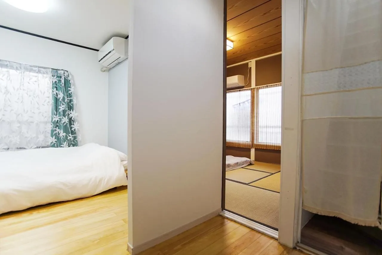 Skytree View Asakusa: 3-Minute Metro Walk, Smart Amenities Tokyo
